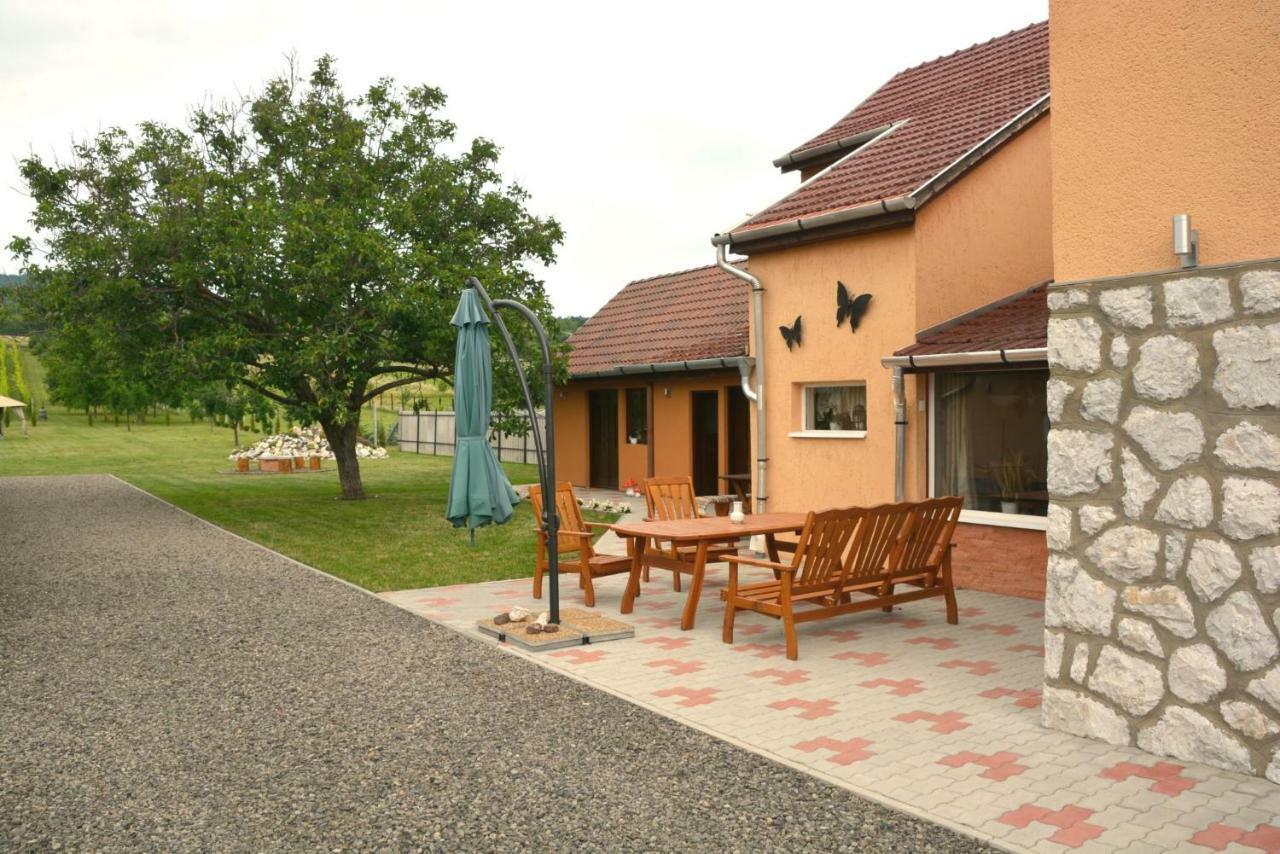 Felsőtárkány Panorama Vendeghaz / Guesthouse מראה חיצוני תמונה